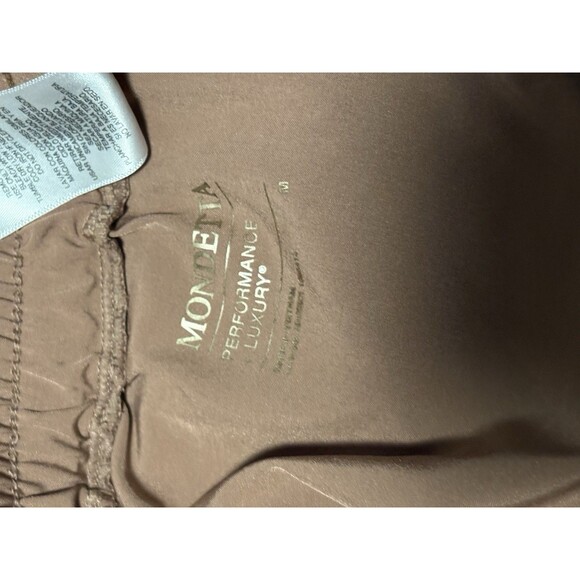 Mondetta Shorts Womens Size Medium Mauve Brown Performance Luxury Drawstring - Picture 3 of 4